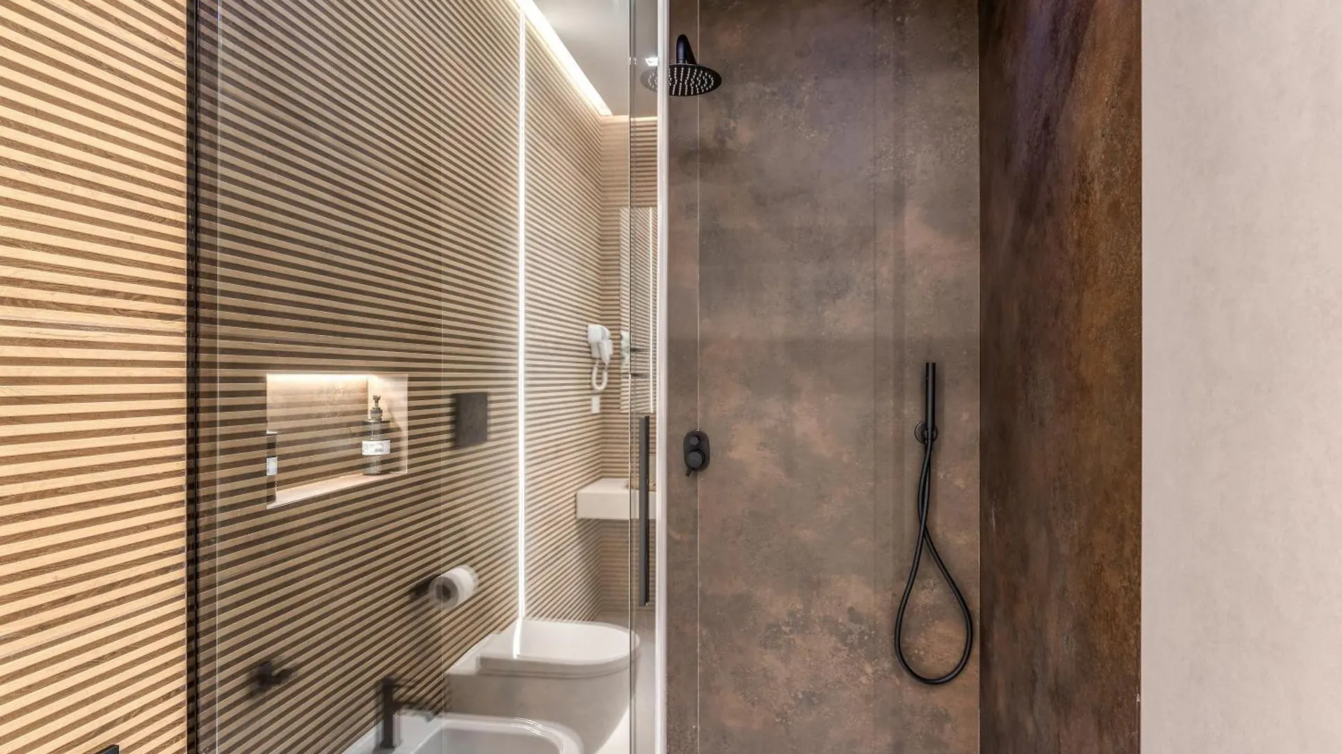 Pensión Atarooms Suites Napoli