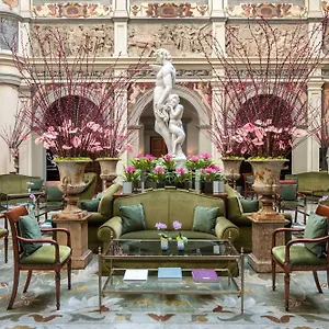 ***** Otel Four Seasons İtalya