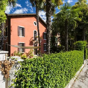 *** Oda ve Kahvaltı Casanova İtalya