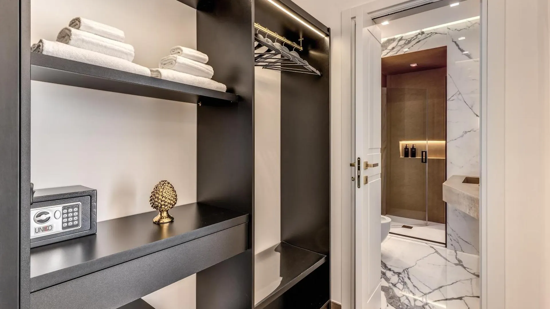 Atarooms Suites Napoli