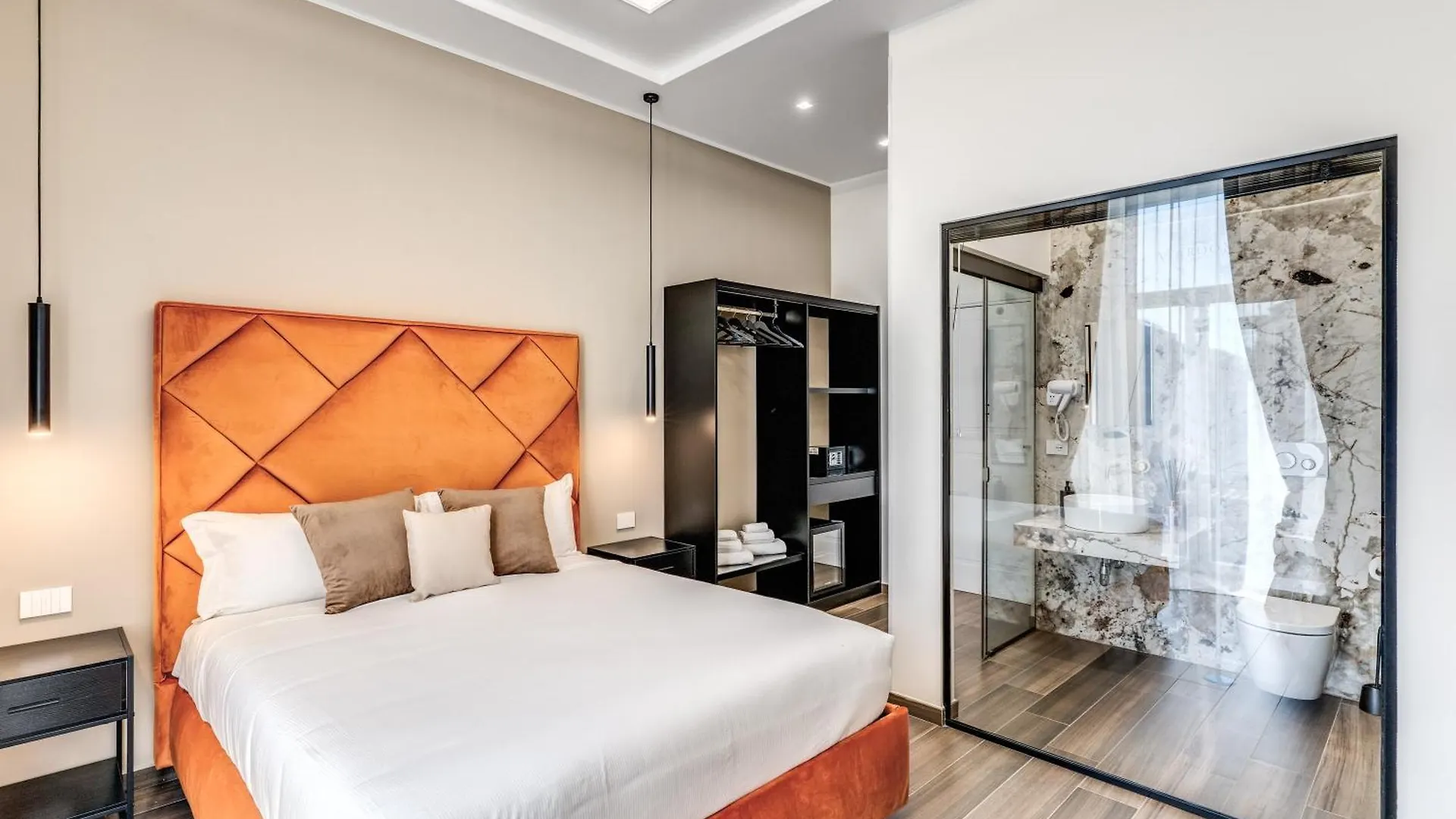 Atarooms Suites Napoli Napels