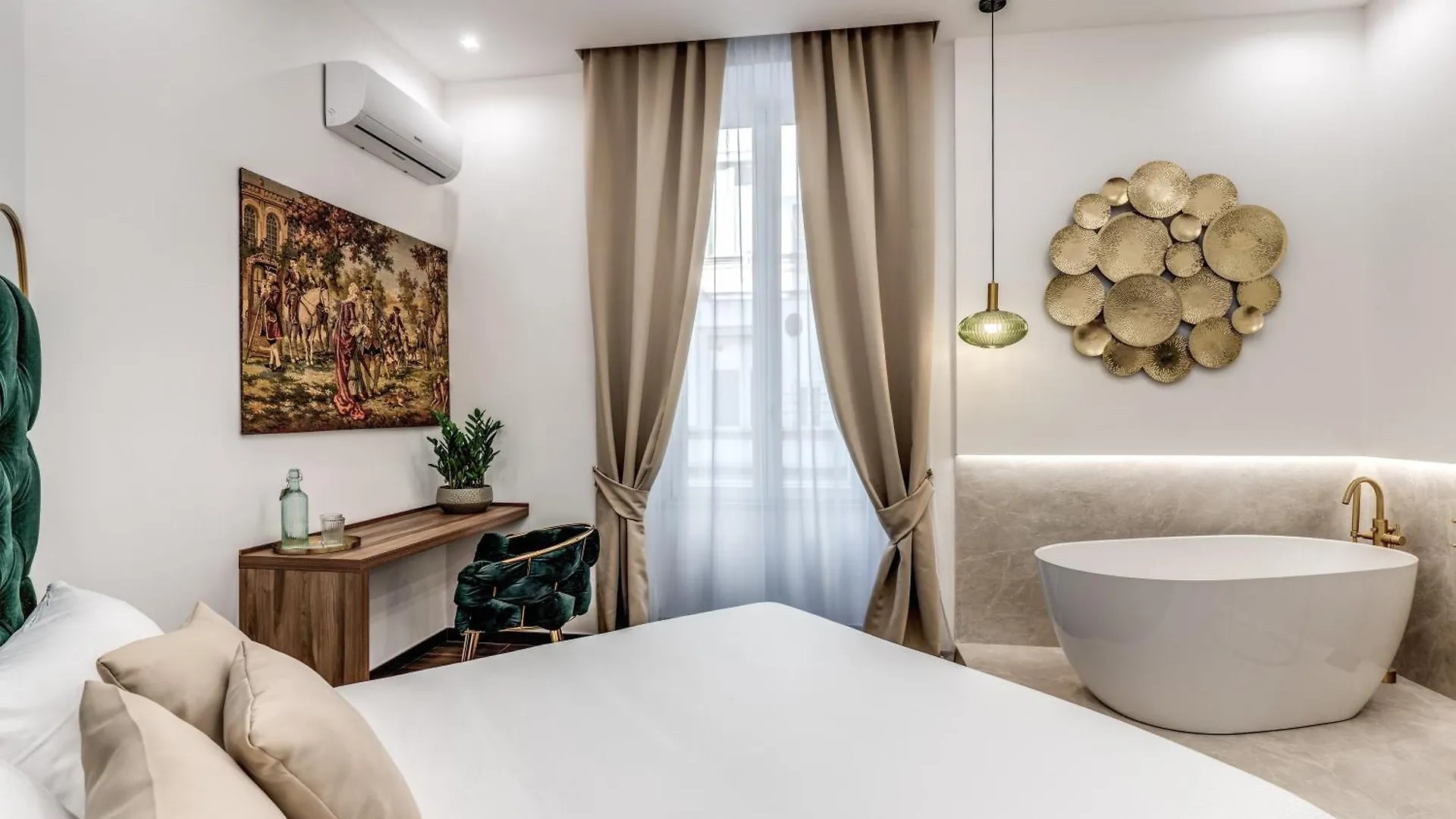 Atarooms Suites Napoli 0*, Napels Italië